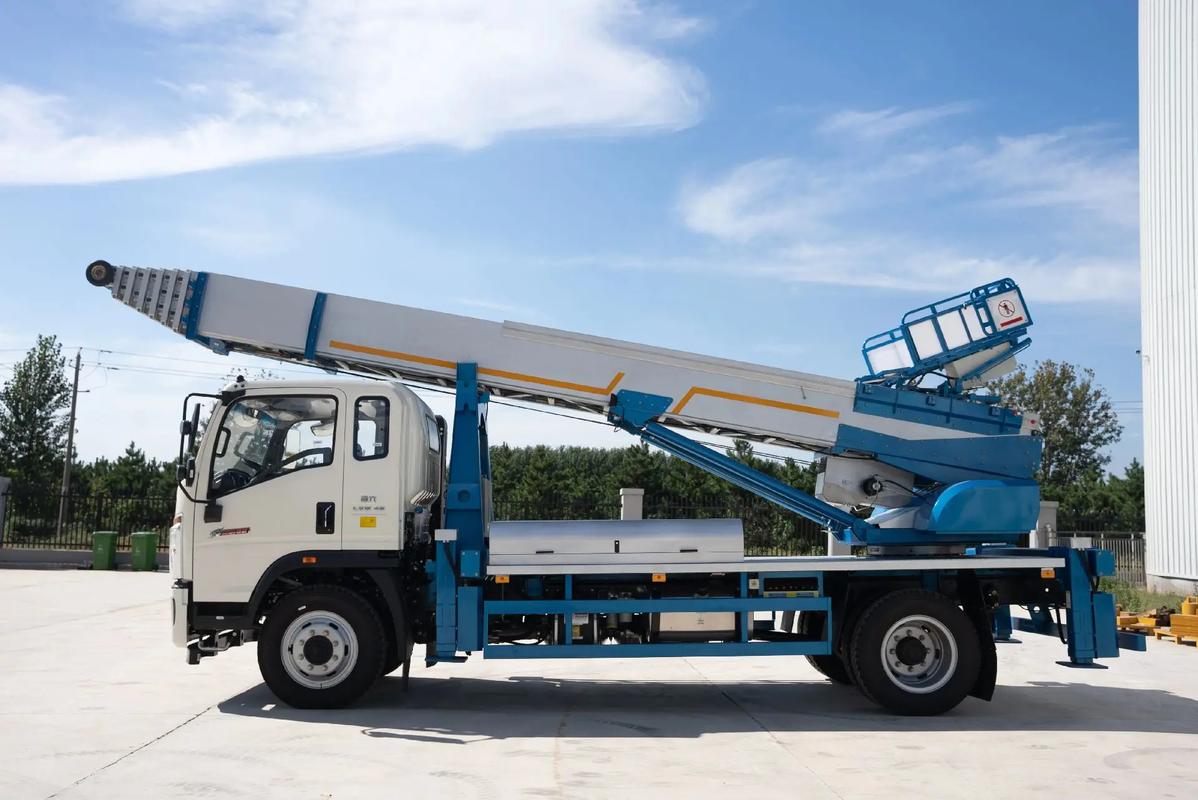 兴宁云梯上料车租赁费用