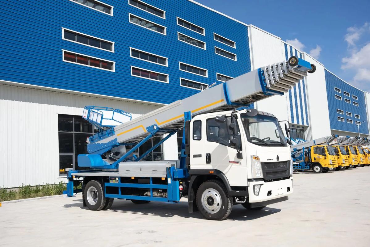 兴宁出租云梯车高空作业车 建筑垃圾搬运