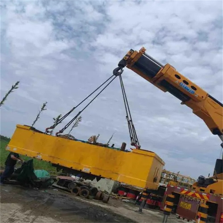 兴宁随车吊吊集装箱怎么吊